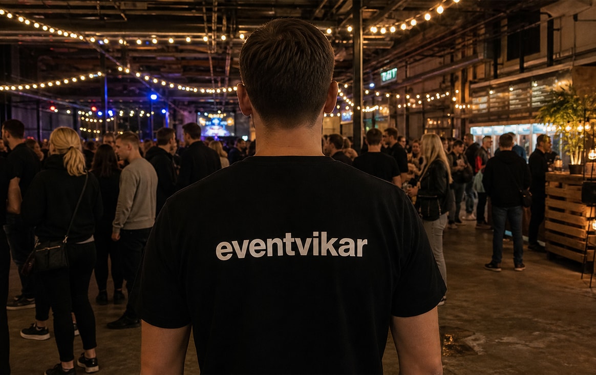 EventVikar medarbejder set bagfra ved et event